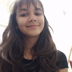 Meet your Posher, Alexis